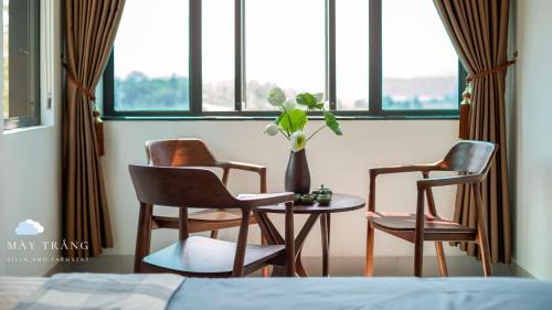 Thanh Thuy Hotel | Mây Trắng Villa and FarmStay