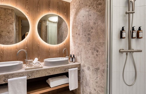 Zaventem Hotel | Mövenpick hotel Brussels Airport