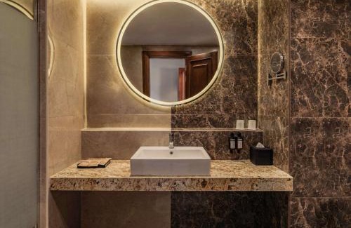 6th of October City Hotel | Mövenpick Hotel Cairo - Media City
