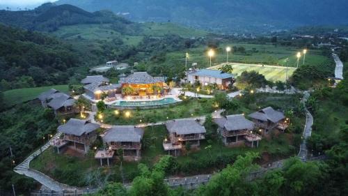 Van Chan Cabin | Mường Lò Retreat Nghia Lo