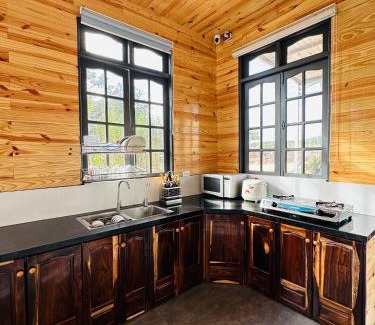 Da Lat Apartment | Mệ Liệu's House