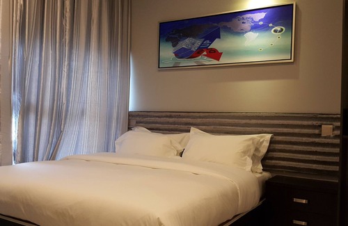 Kuarters Kampung Pandan Hotel | M Design Hotel at Shamelin Perkasa