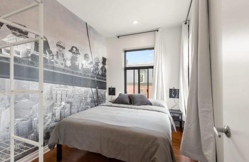 Milton Park Apartment | M11 The LEGO Suite 2BRSofaBed in Prime Location