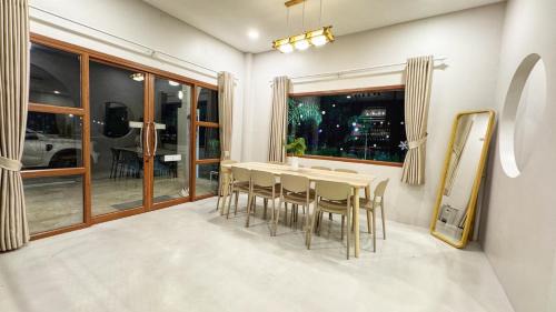Nakhon Phanom Villa | Ma Heal House มา ฮีล เฮ้าส์