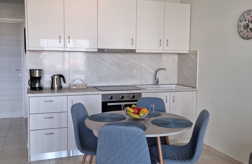 Petaloudes Apartment | Ma Maison Bleue - Apartment in Rhodes at Kremasti village, near the airport
