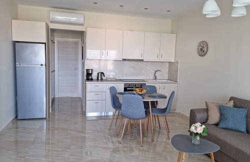 Petaloudes Apartment | Ma Maison Bleue - Apartment in Rhodes at Kremasti village, near the airport