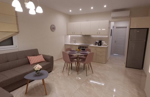 Petaloudes Apartment | Ma Maison Rose - Apartment in Rhodes at Kremasti village, near the airport