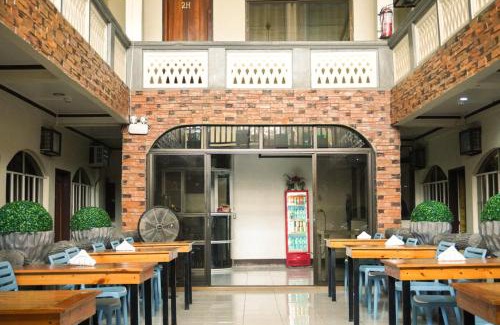 Coron Town Proper Hotel | Macky's Hidden Inn