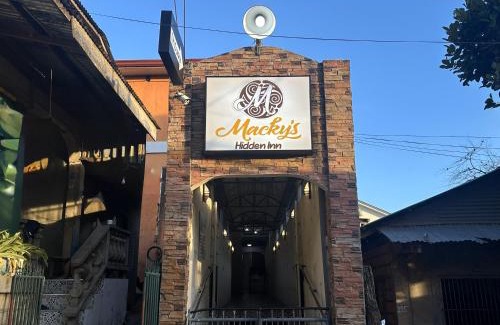 Coron Town Proper Hotel | Macky's Hidden Inn