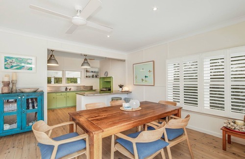 Macmasters Beach House | MacMasters Malibu - Lakefront