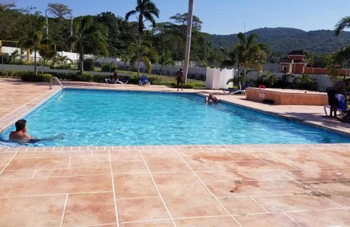 Mammee Bay House | MacVilla