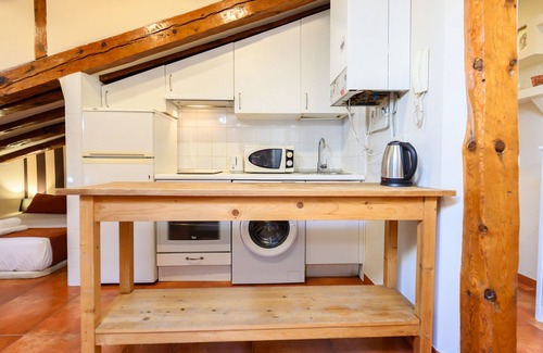 Centro Apartment | MADRID Downtown Puerta del Sol - Teatros Gran Via- Atocha Station Cozy Estudio 2 Pax