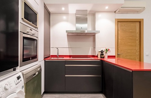 Las Acacias Apartment | Madrid Embajadores II - 4-Bedroom Apartment