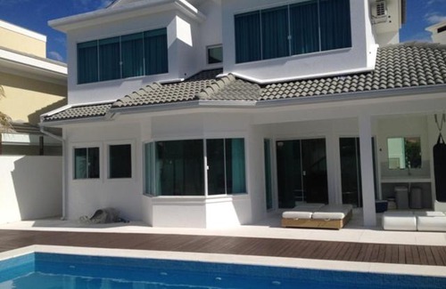 Jurere Internacional Villa | Magic Island Villa