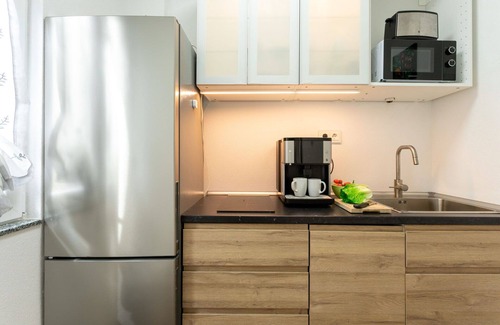 Stazzona Apartment | Magic Suite, 1BR Apt For a Relaxing Holiday By Halldis