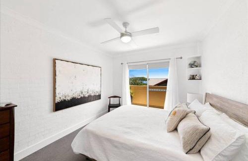 Killcare Apartment | Magical Hardy's Bay Waterfront Apartment