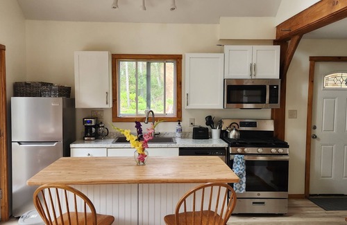Newfane House | Magical Retreat Cottage - Brilliant Autumn Colors and Waterfalls Vermont Getaway