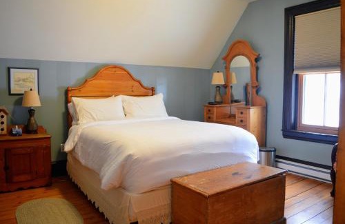 Moncton House | Magnetic Hill Winery
