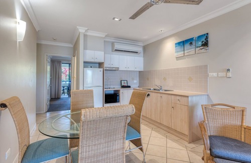 Port Douglas Apartment | Magnificent 2 bed unit in heart of Port Douglas