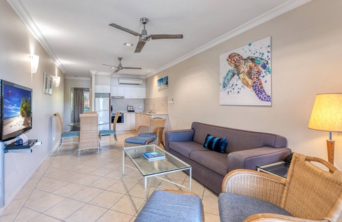 Port Douglas Apartment | Magnificent 2 bed unit in heart of Port Douglas