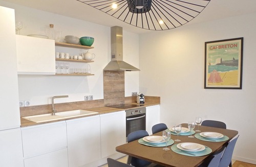 Grand Parc-Paul Doumer Apartment | Magnificent 2-bedroom apartment with parking and stunning view