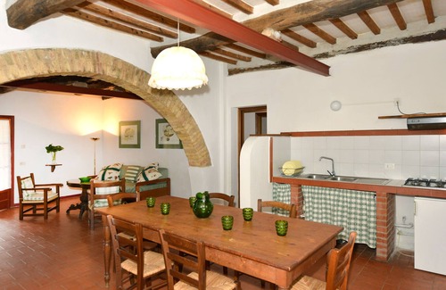 Guasticce Other | Magnificent and large apartment in the Tuscan countryside