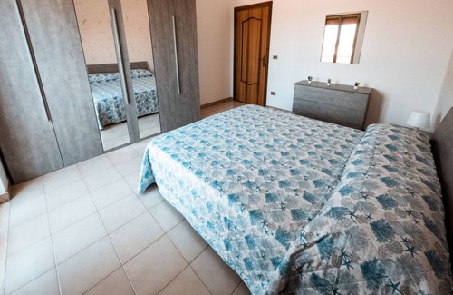 Marina di Strongoli Apartment | Magnificent Apartment thirty meters from the sea