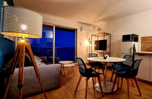 Cap d'Agde Apartment | Magnificent apartment with sea view/climate/parking/wifi
