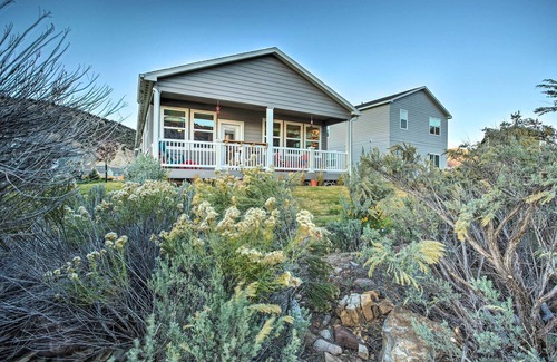 Dotsero Cottage | Magnificent Gypsum Retreat on the Colorado River!