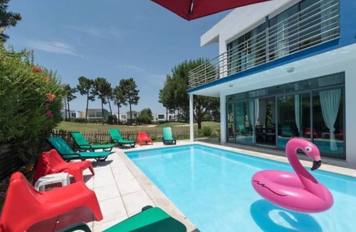 Setubal House | Magnificent Villa in Arrábida Resort .Private swimming pool. Beaches .Montaigne.Lisboa