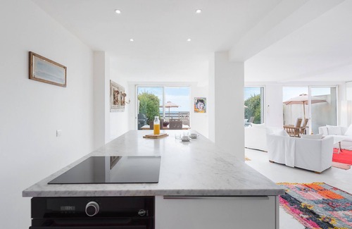 Carnon-Plage Apartment | Magnificent villa on the sand, comfortable and spacious