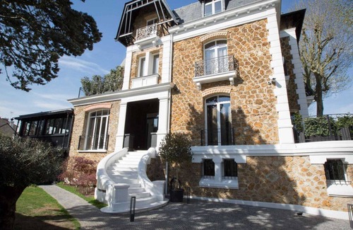 La Varenne Saint-Hilaire House | Magnifique Villa Avec Piscine