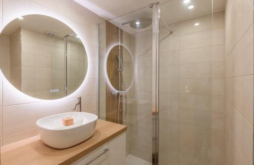 Quartier du Port Apartment | Magnifique 2P avec vue sur le port de Nice