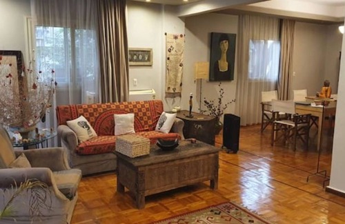 Maadi Apartment | Magnifique Appartement Dans rue Calme et Arborée