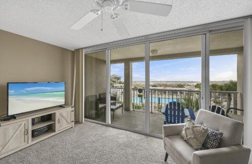 Holiday Isle Apartment | Magnolia House 208 At Destin Pointe Resort