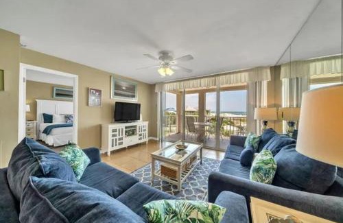 Holiday Isle Apartment | Magnolia House 304 At Destin Pointe Resort