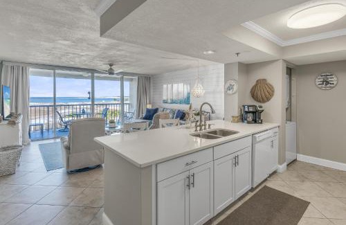 Holiday Isle Apartment | Magnolia House 307 At Destin Pointe Resort