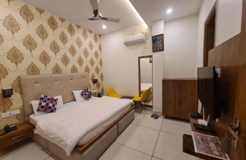 Kaithal Bed & Breakfast | Mahadev Residency