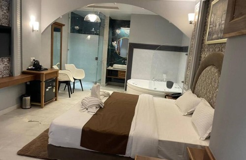 Sirsa Hotel | Mahal E Noor Amritsar Haveli