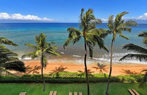 Honokowai Apartment | Mahana 713 · MA 713 Luxury OceanFront Studio