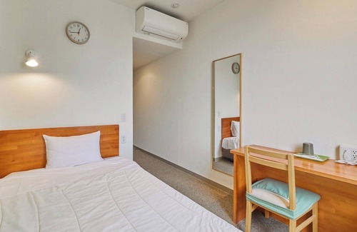 Kumagaya Hotel | Main Building Nonsmoking Semidouble Free WiF/Kumagaya Saitama