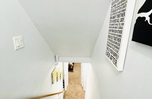 Saskatoon House | Main Central Avenue Basement Studio