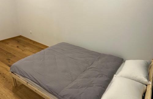 Wiener Neustadt Apartment | Main Square Loft Apartment for 6