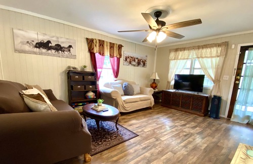 Chapmanville House | Main Street Location, Great Parking, 1 mile from Hatfield McCoy Trail Connect