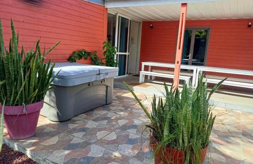 Bois d'Olives House | Maison élégante à Saint-Pierre + Piscine