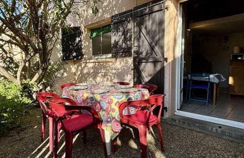Argeles Plage House | Maison 3 pièces avec mezzanine, 6 couchages, proche plage, parking privé, animaux acceptés - FR-1-225-760