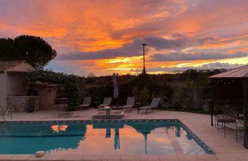 Verargues House | Maison agréable avec piscine à Entre-Vignes