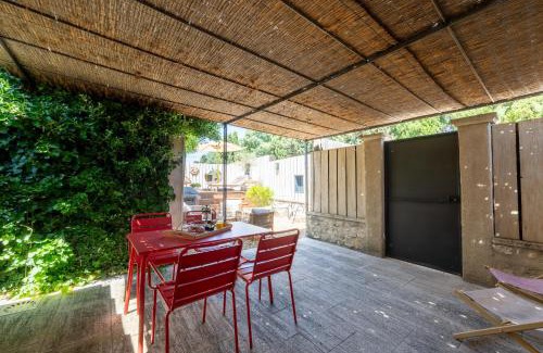 St.-Remy-de-Provence House | Maison avec patio et jacuzzi