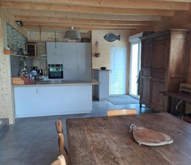 Mur-de-Bretagne House | Maison Bord de lac de Guerledan