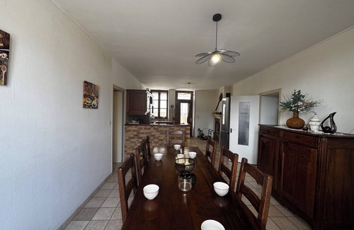 Etais-la-Sauvin House | Maison Cécile 15/17 Pers Piscine Privée Chauffée Calme
